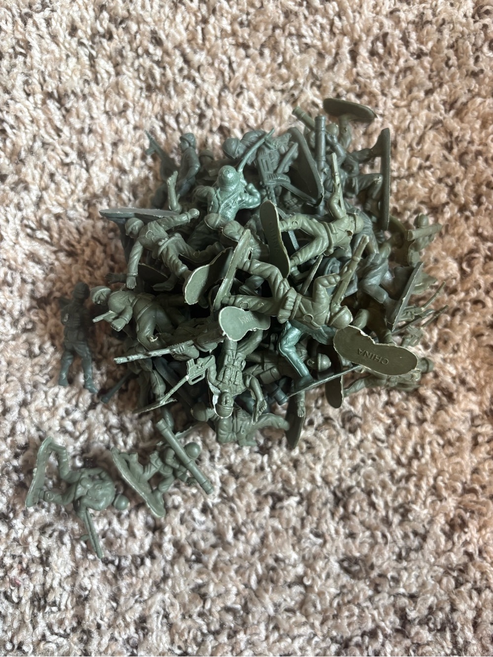 Bulk Toy Soldier Lot in Green with Mixed Colors - Picture 5 of 6
